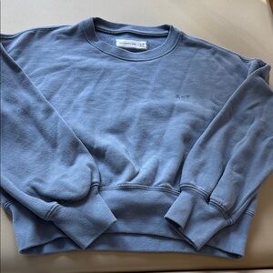 Abercrombie Kids Girls blue sweatshirt 9-10 cropped